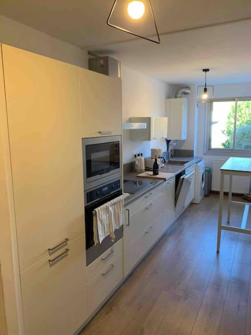 Appartement Le 17 Narbonne Eksteriør bilde